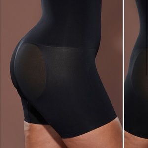 Yitty Nearly Naked Shaping Ultra High Waist Short
